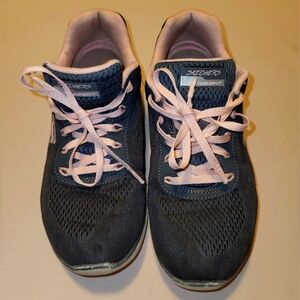 Skechers Gray and Pink Sneakers Size 7.5